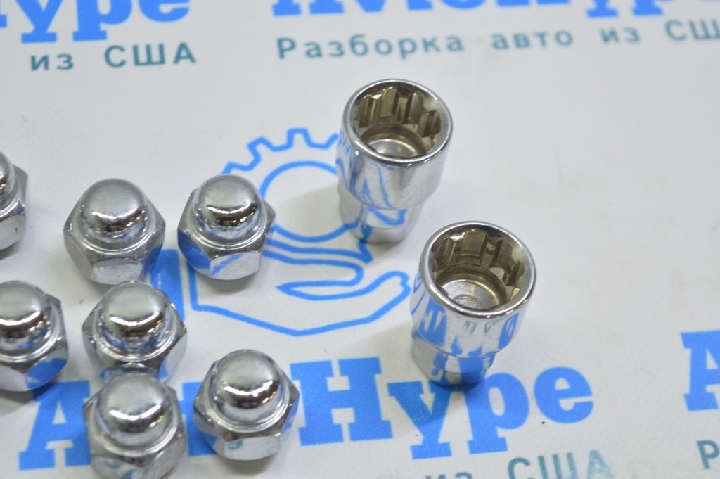3 секретки колесные с головкой M12x1.25 Nissan Leaf 18-
