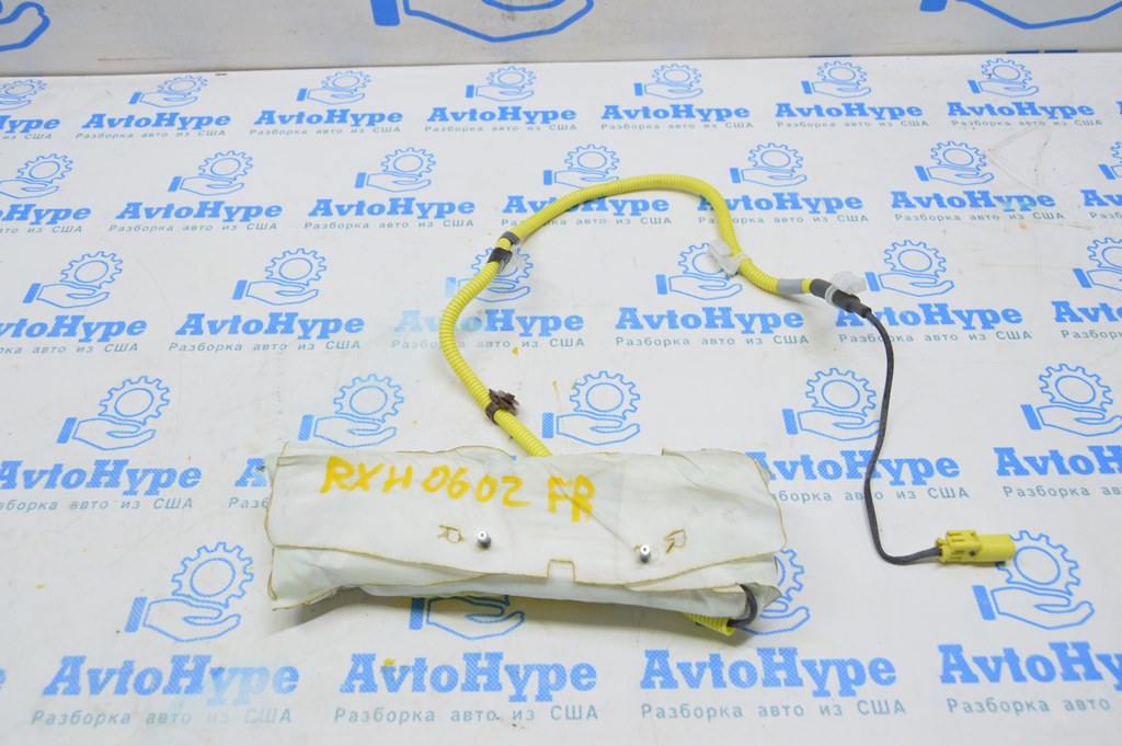 Амортизатор перед прав Nissan Leaf 11-17 (02)