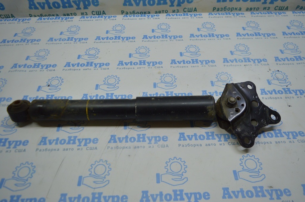 Амортизатор зад лев Toyota Highlander 14- AWD (03)