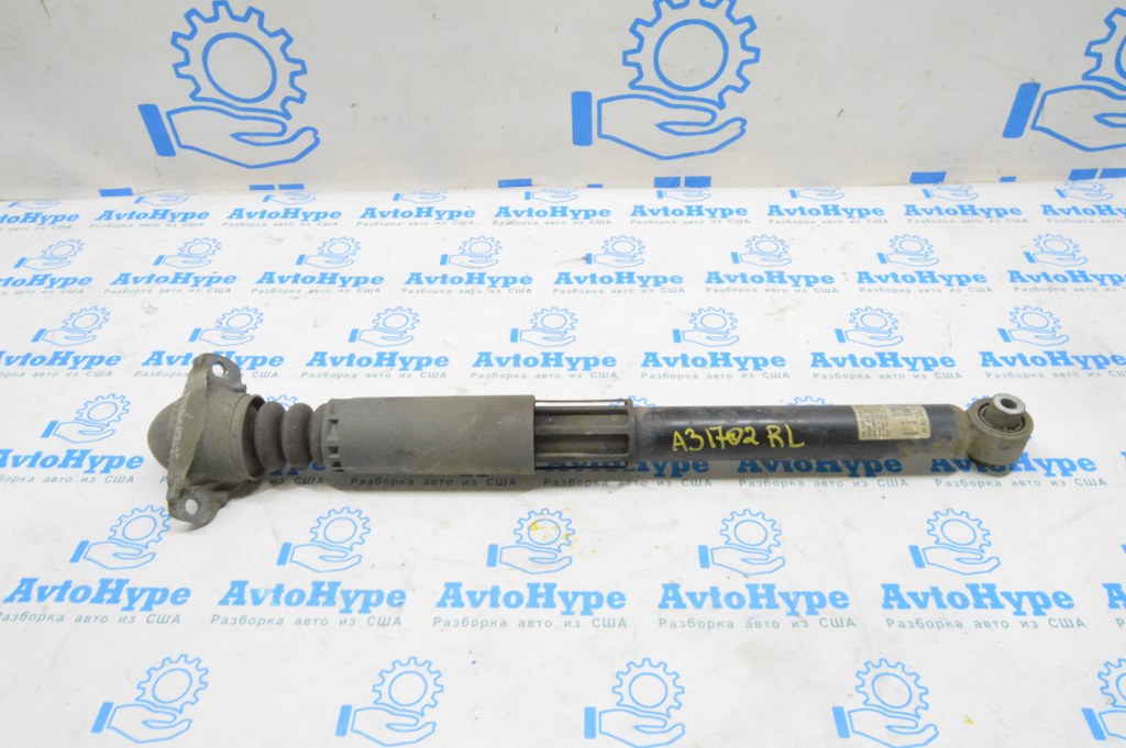 Амортизатор задний левый Audi A3 8V 15-20 4d, 5d FWD (02)
