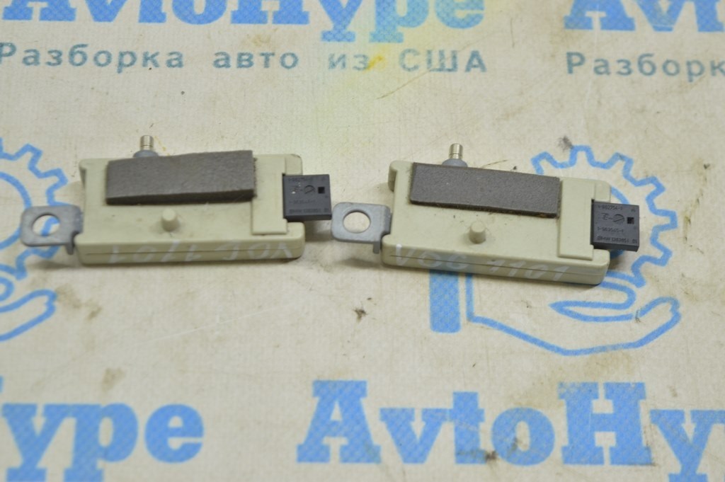 Antenna Amplifier Range Rover VOG L322 02-12 (01) — фото 2