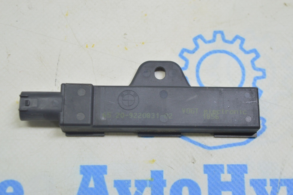 Антенна keyless BMW X1 F48 16-22 наружняя (01)