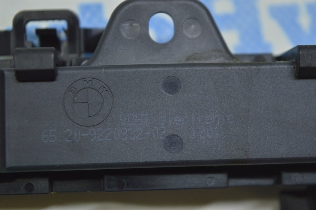 Антенна keyless BMW X3 G01 18-21 наружная — фото 3