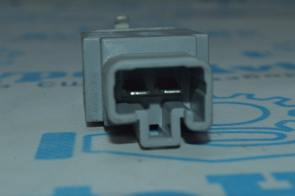 AUDIO RADIO RECEIVER RELAY MODULE SENSOR \ Condenser Toyota Avalon 05-12 (01) — фото 3