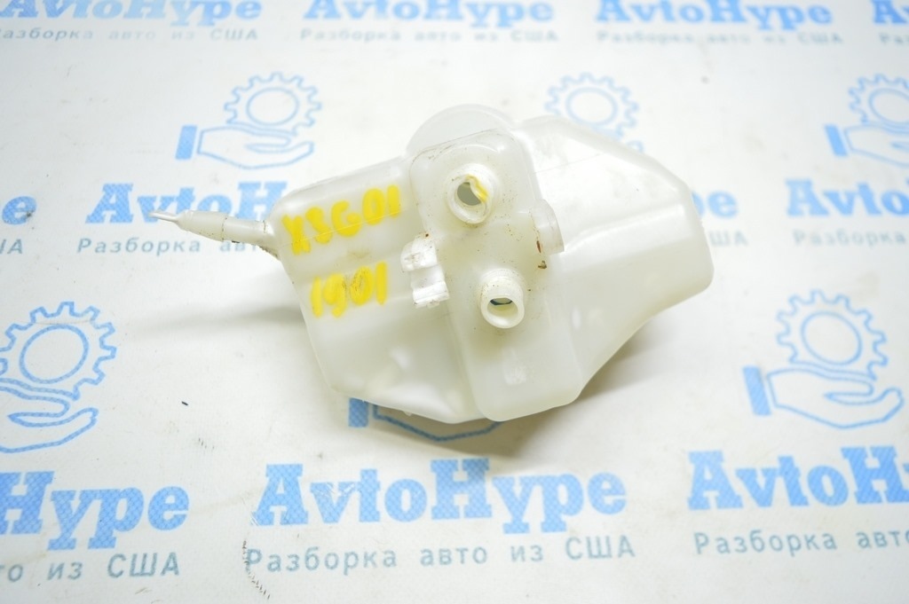 Бачок ГТЦ BMW X3 G01 18-23 с крышкой (01)