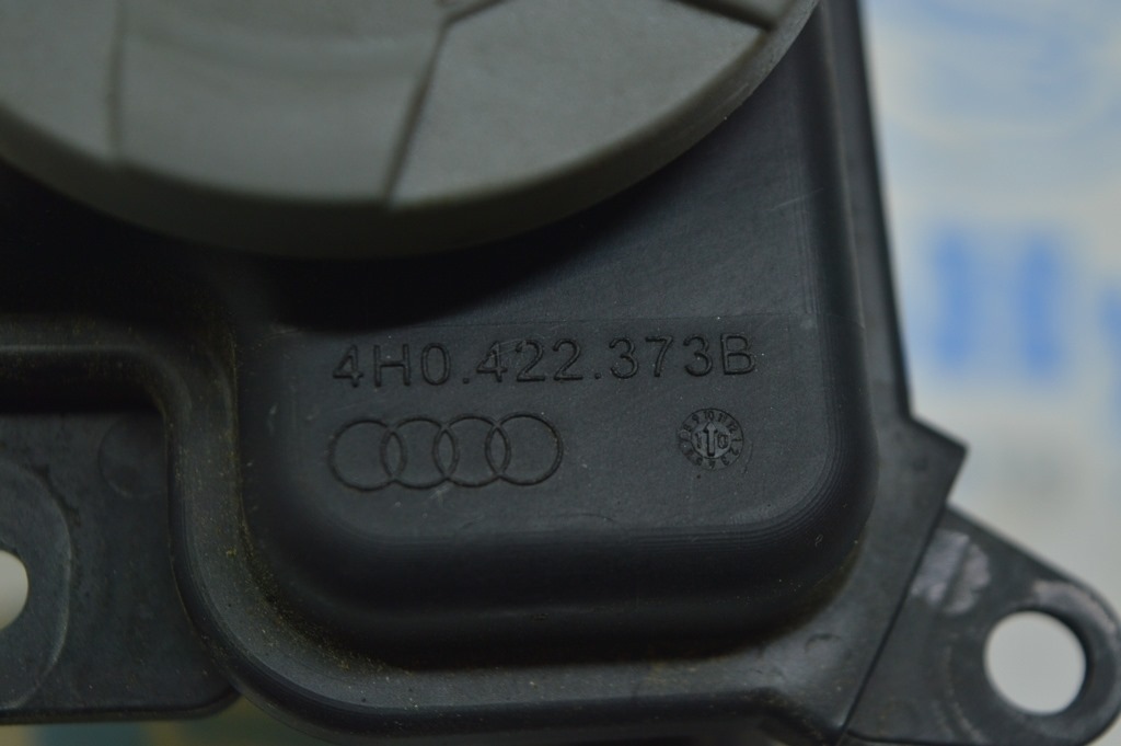 Бачок ГУР UPPER POWER STEERING PUMP TANK OIL RESERVOIR Audi A8 D4 10-17 — фото 3