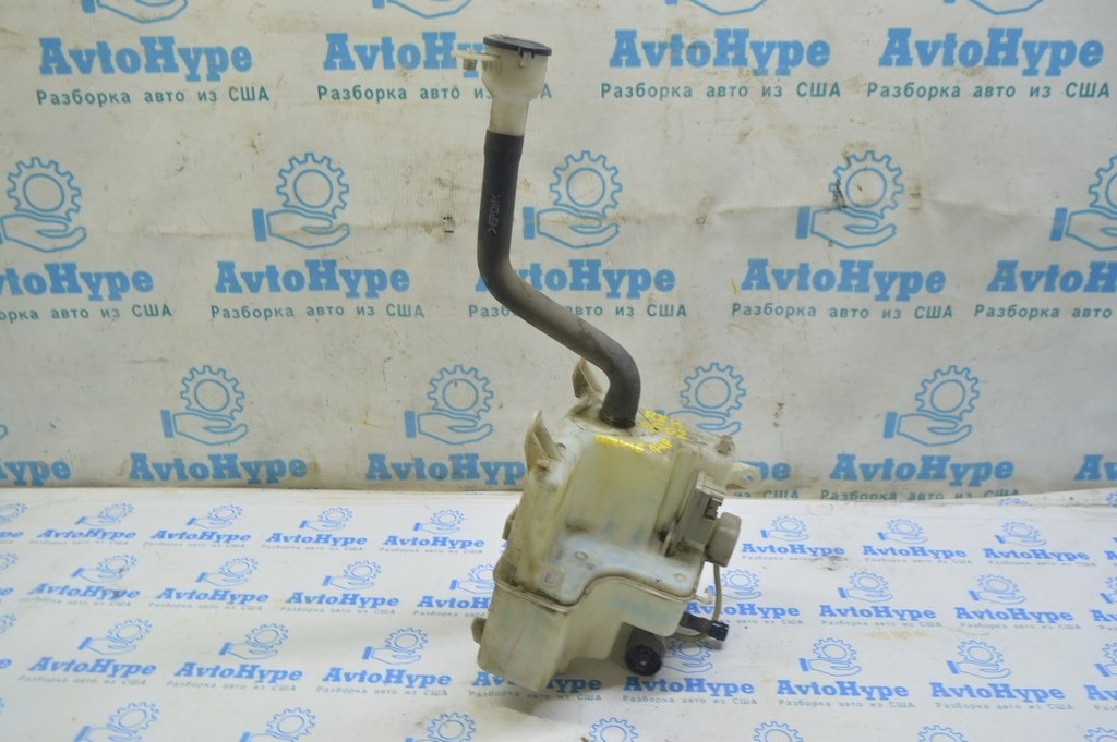 Бачок омывателя Lexus RX400h 06-08 с горловиной