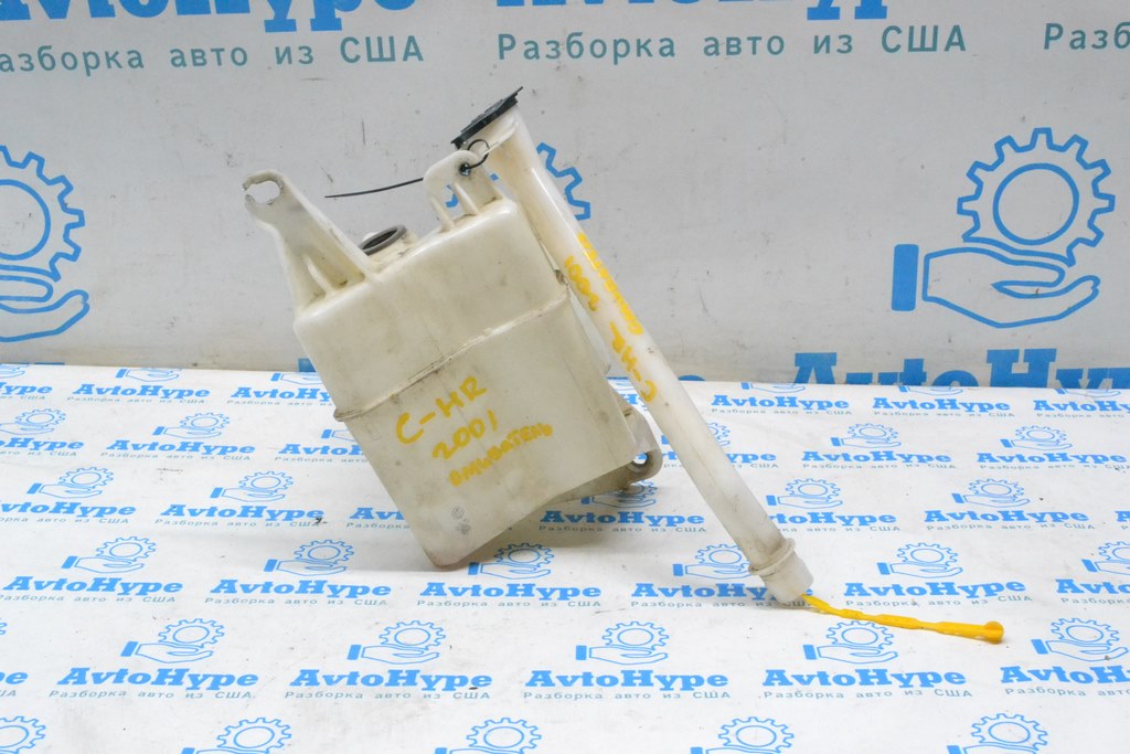 Бачок омывателя Toyota C-HR 18-23