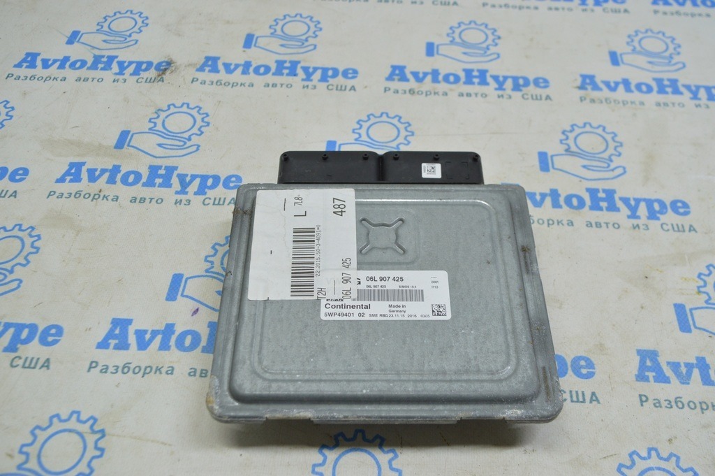 Блок ECU компьютер двигателя Audi A4 B9 17- 2.0T (01)