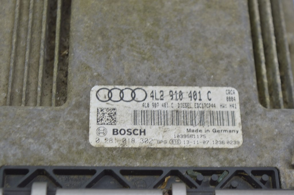 Блок ECU компьютер двигателя Audi Q7 4L 10-15 3.0 TDI реал.М. под-к с фишками — фото 4