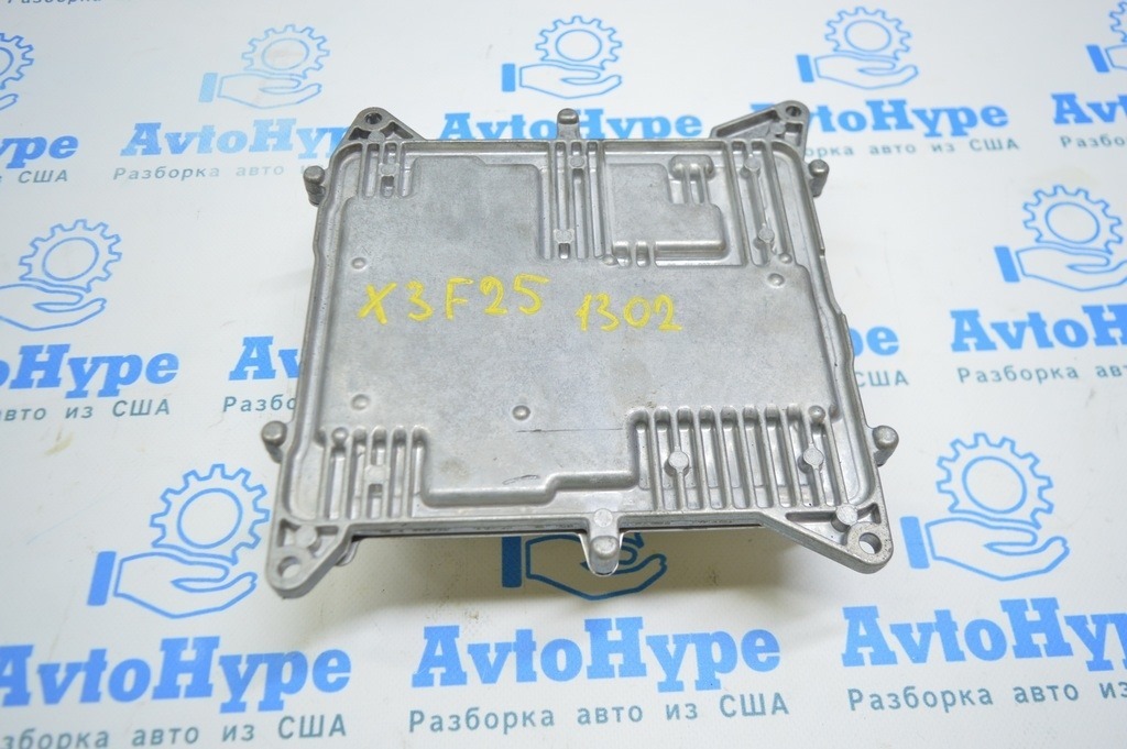 Блок ECU компьютер двигателя BMW X3 F25 11-17 2.0T (02) 7 649 123-01