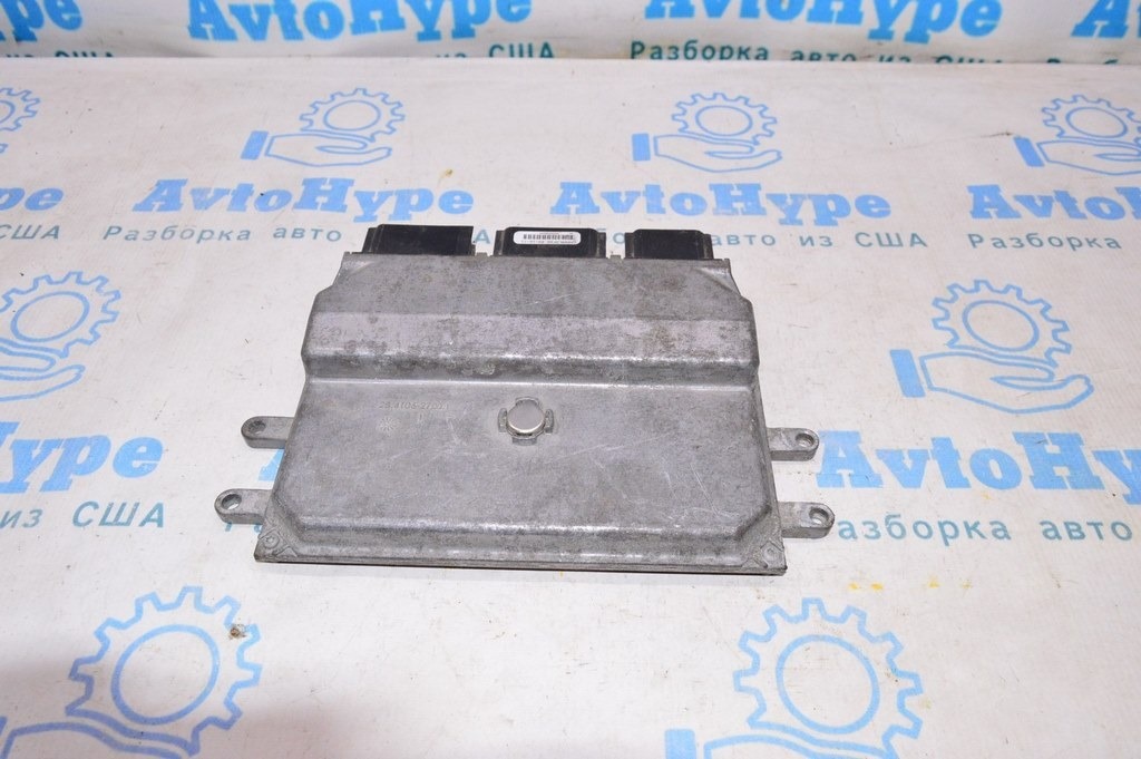 Блок ECU компьютер двигателя Ford Fusion mk5 13- 2.5 (02)