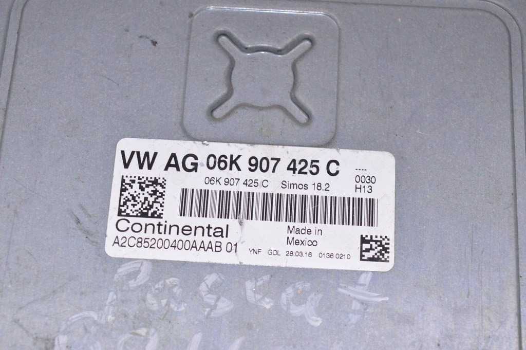 Блок ECU компьютер двигателя VW Passat b8 USA (01) — фото 3