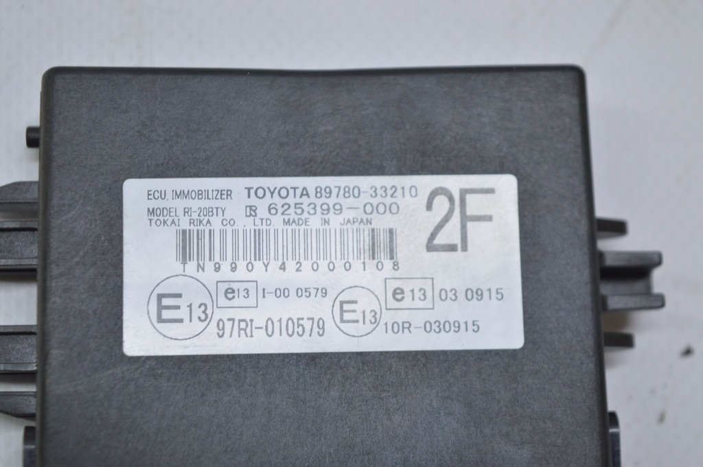 Блок иммобилайзера Toyota Camry v50 12-14 европа (01) — фото 3