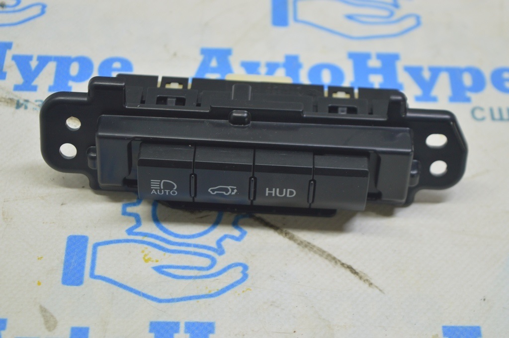 Блок кнопок передней панели Lexus RX450h 16-22 3 кнопки (01)