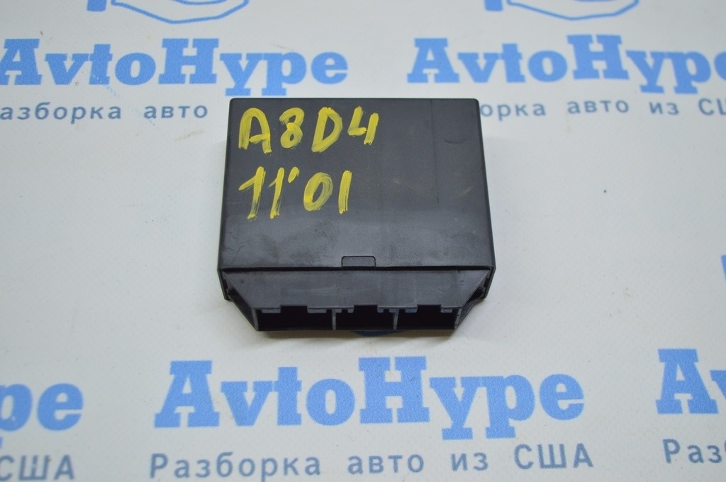 Блок комфорта первый AMBIENT LIGHTING COMFORT CONTROL MODULE Audi A8 D4 10-17 (01)