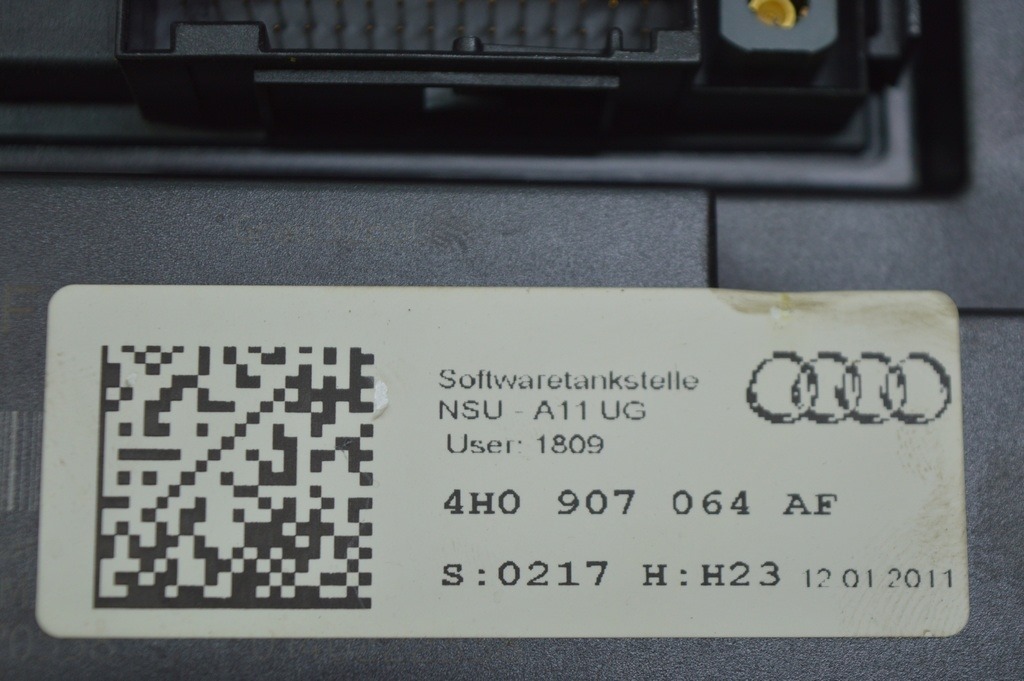 Блок комфорта второй Control Unit Body Comfort Audi A8 D4 10-17 (01) — фото 3