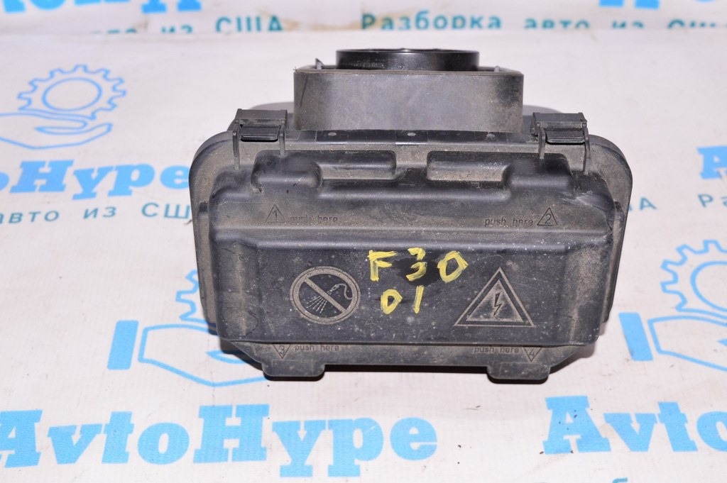 Блок предохранителей подкапотный BMW 3 F30 12-19 (01)