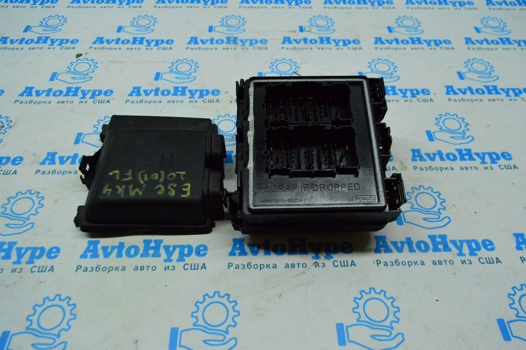 Блок предохранителей подкапотный Ford Escape MK4 20- (01)