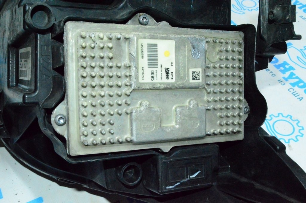 Блок розжига Lincoln MKZ 13-16 (04) правый