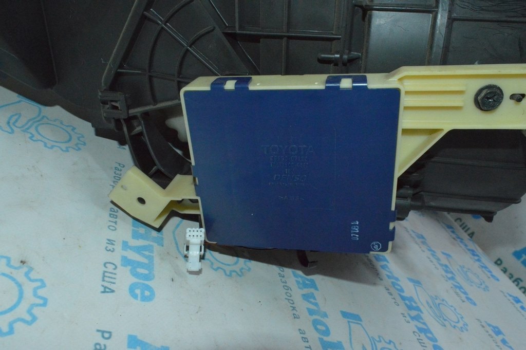 Блок температуры AMPLIFIER ASSY, AIR CONDITIONER Toyota Avalon 05-12 (01)