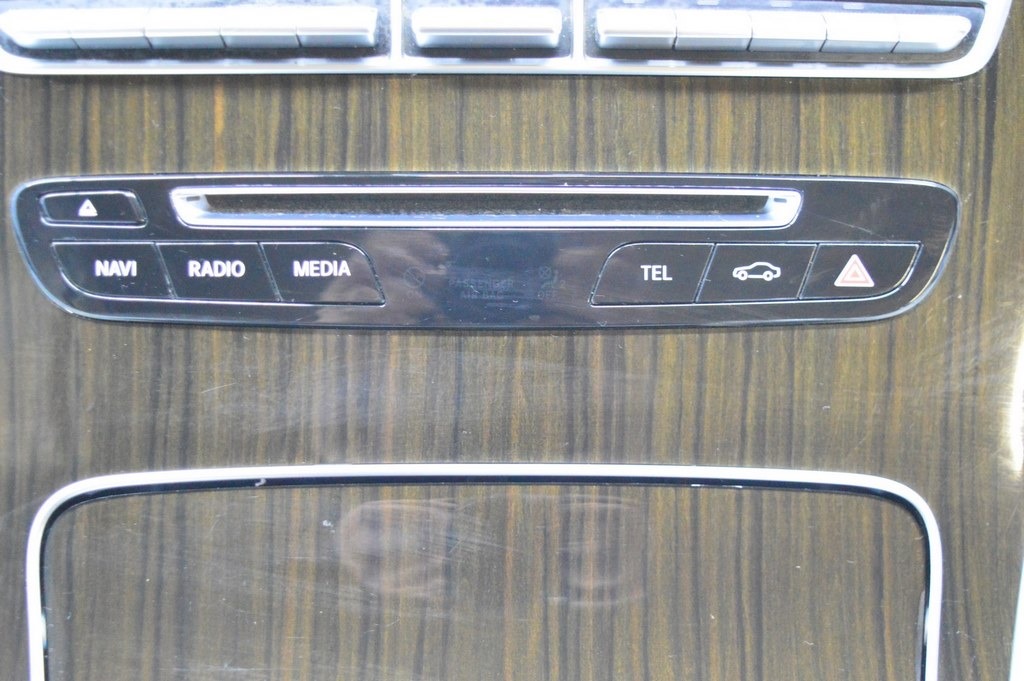 Блок управления мультимедиа верхний Mercedes GLC X253 16- (01) — фото 2