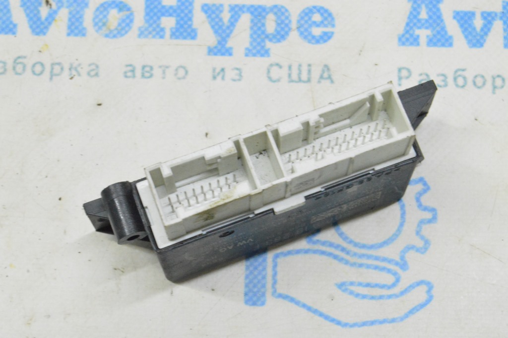 Блок управления парктрониками Skoda Octavia III A7 13-20 (01)