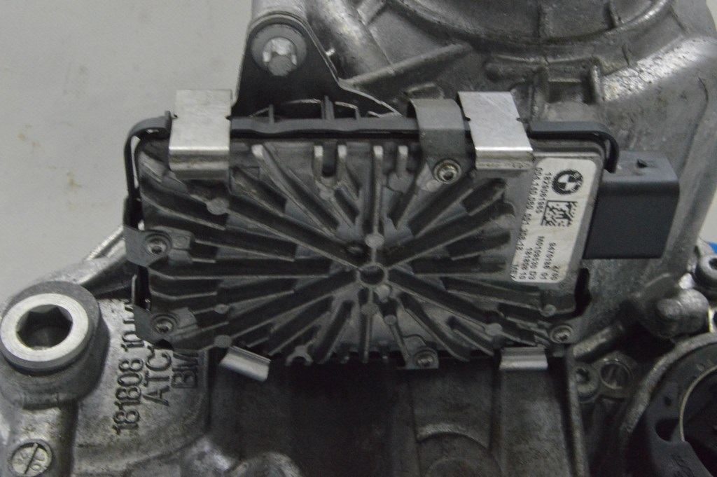 Блок управления раздаткой BMW X5 G05 19-23 (01) 9470186-01