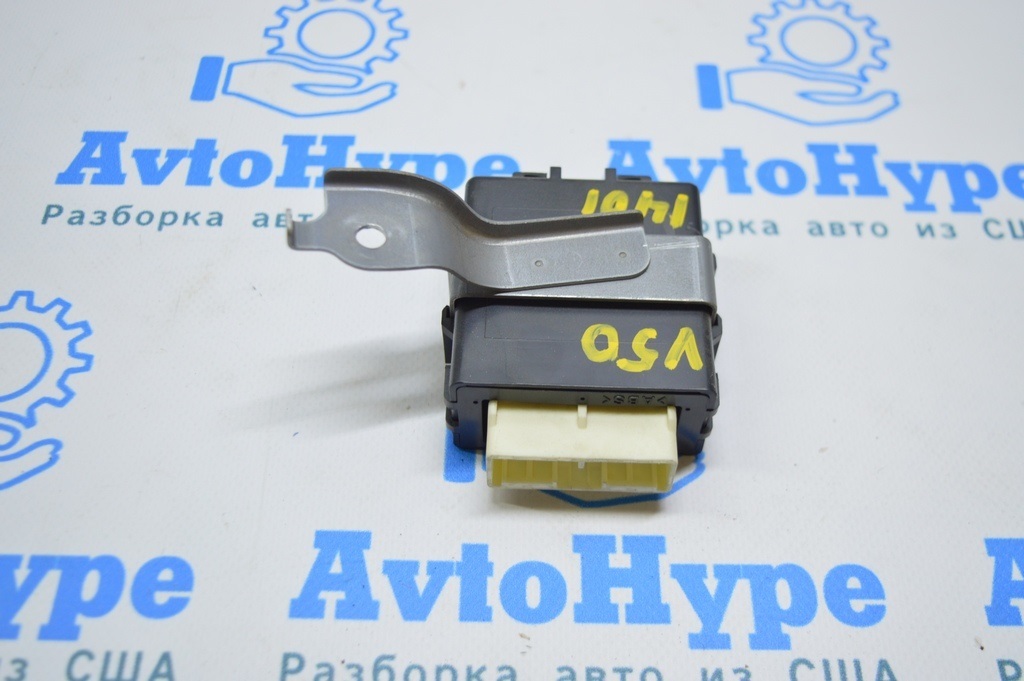 Блок управления стеклоочистителем (дворниками) Toyota Camry v50 12-14 европа (01)