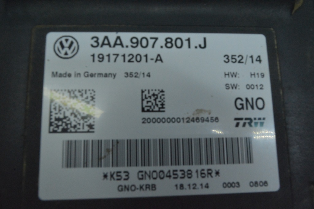 Блок управления стояночного тормоза VW Tiguan 09-17 (08) — фото 2