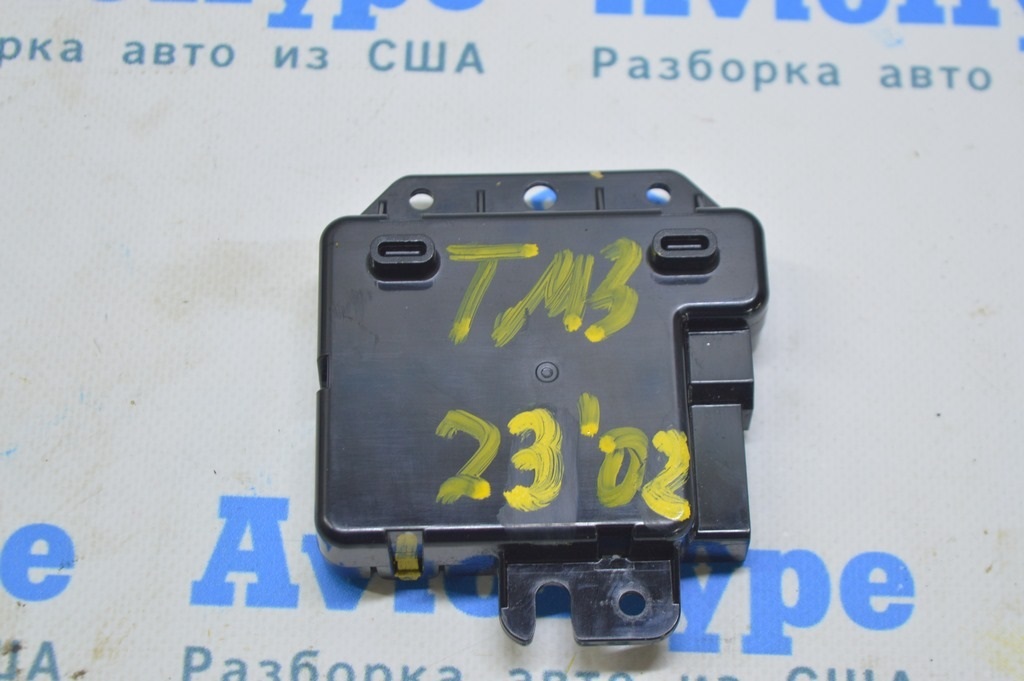 Блок управления зарядным устройством USB-концентратора Tesla Model 3 21- (02)
