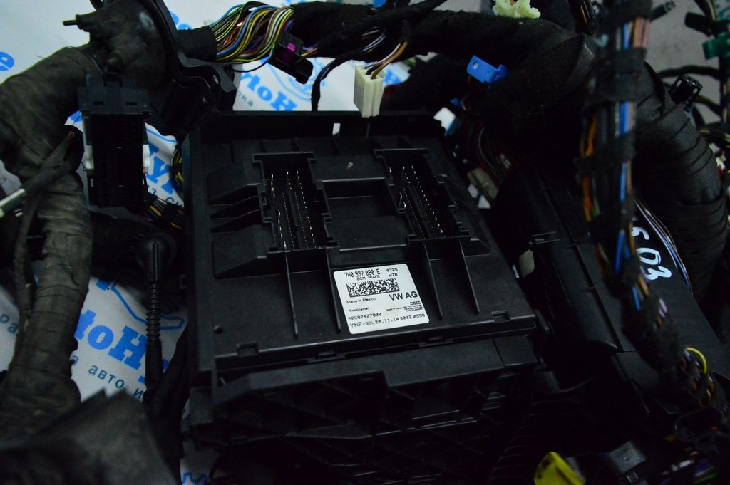Body Control Comfort Module Computer BCM VW Jetta 11-18 USA (03)