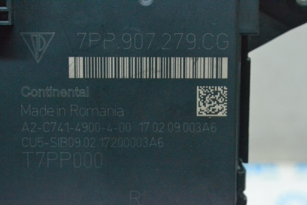 Body Control Module BCM Porsche Macan 15-26 (02) — фото 2