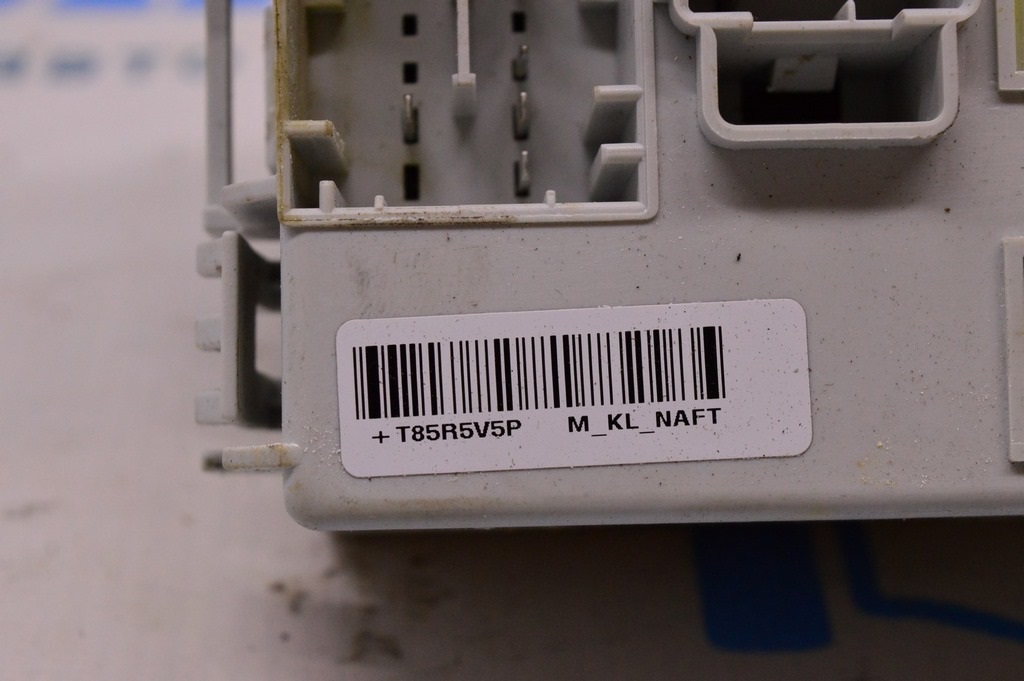 Body Control Module Jeep Cherokee KL 14- (04) — фото 2