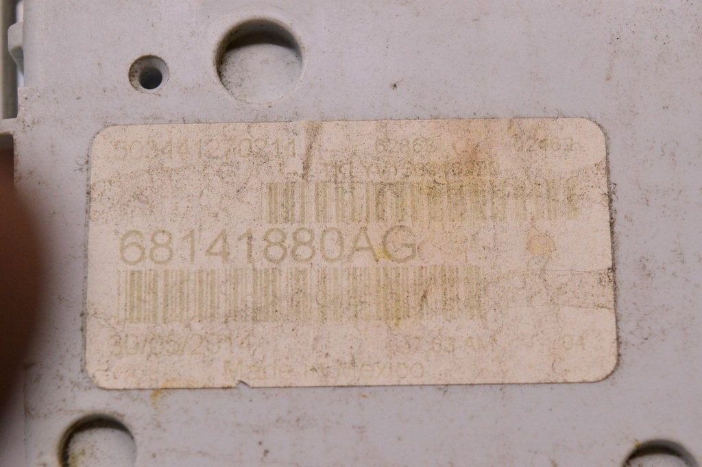 Body Control Module Jeep Cherokee KL 14- (04) — фото 4