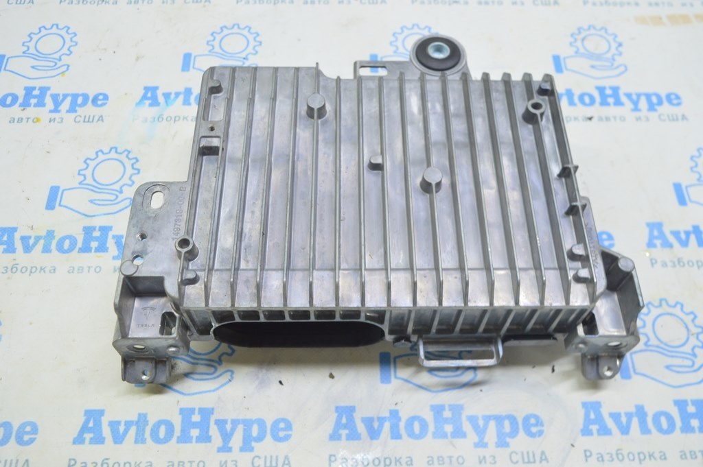 BODY CONTROL MODULE Tesla Model 3 18- (02) — фото 4