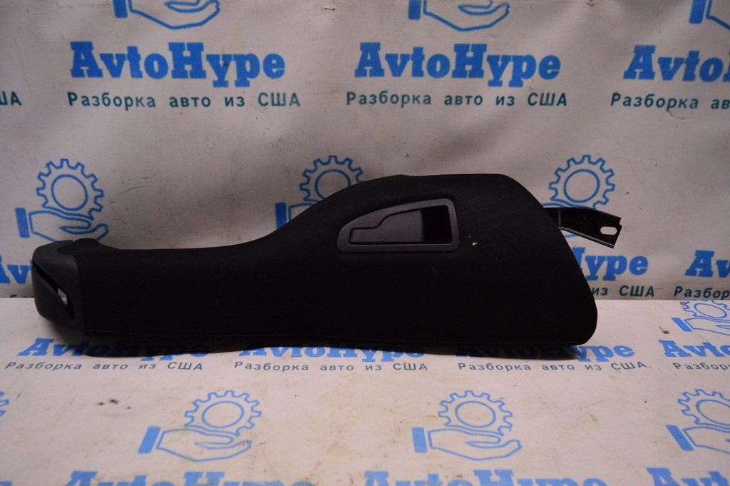 Боковинка заднего правого сидения Subaru Outback 15-19 черн тряпка