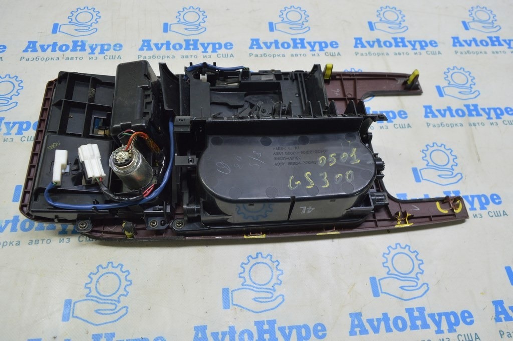 Бокс центральной консоли передний Lexus GS300 GS350 GS430 GS450h 06-07 черн, с прикуривателем — фото 3