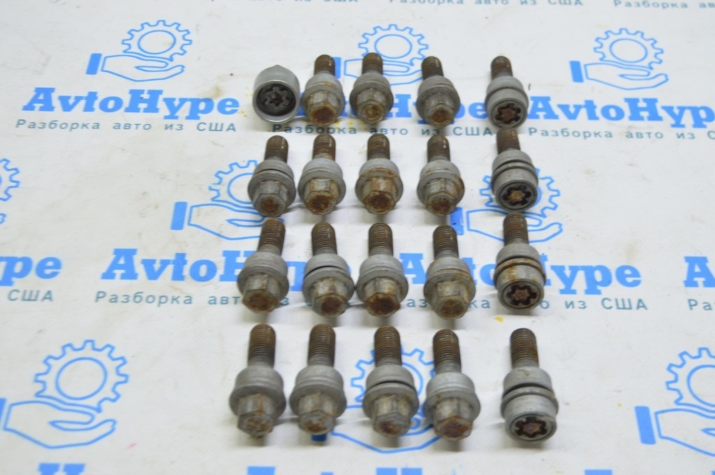 Болт колесный M14x1.5х45мм VW Touareg 18-