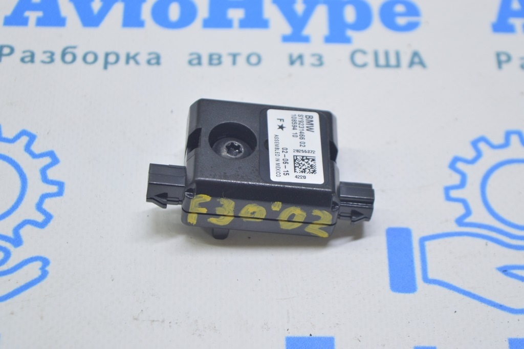 Bootlid Antenna Amplifier BMW 3 F30 12-18 (02) — фото 2