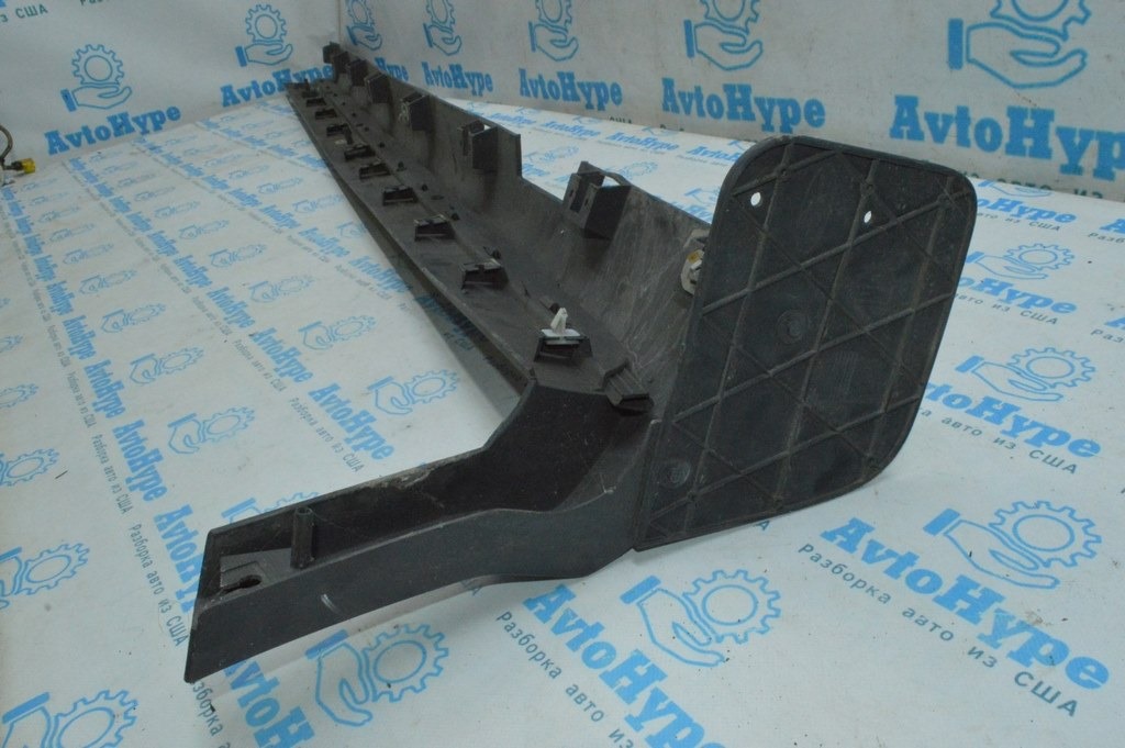 Брызговик порога зад лев Ford Escape 13-19 CJ5Z 7811779-A