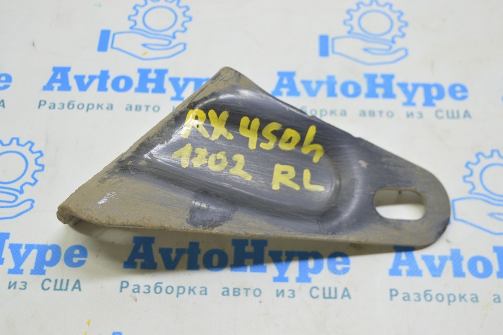 Буксировочный крюк задний левый Lexus RX350 RX450h 16-22