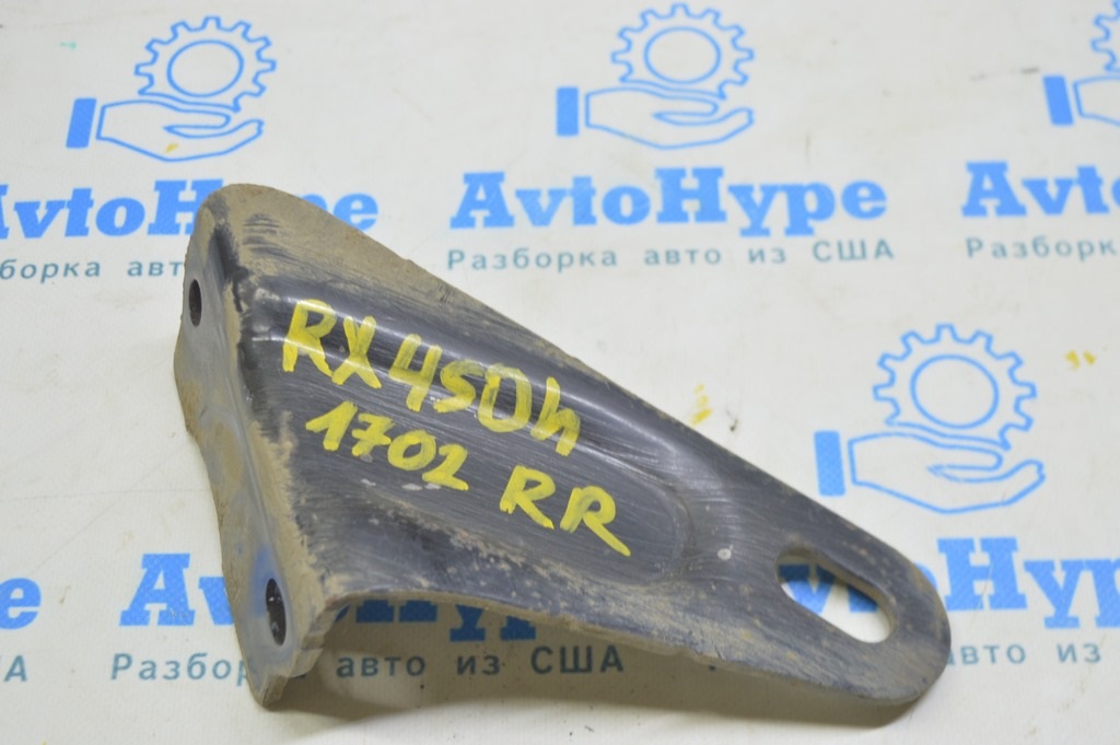 Буксировочный крюк задний правый Lexus RX350 RX450h 16-22