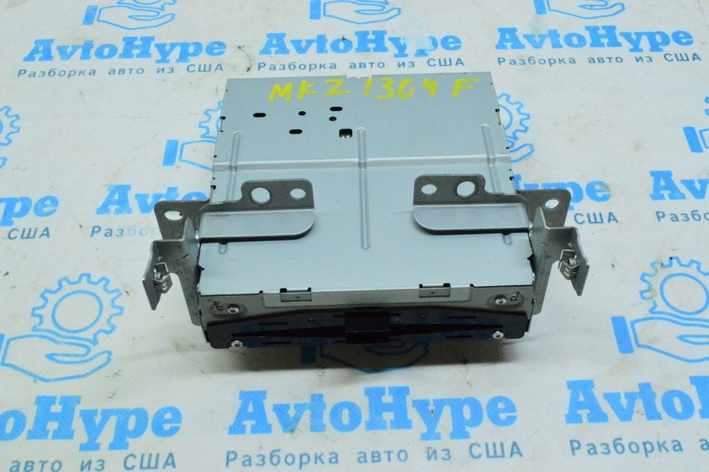 CD Player Receiver Lincoln MKZ 13- (04)
