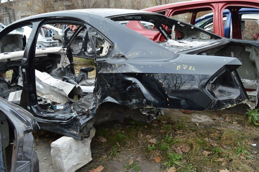Четверть крыло задняя левая VW Passat b7 USA (04) только ОКУЛЯР