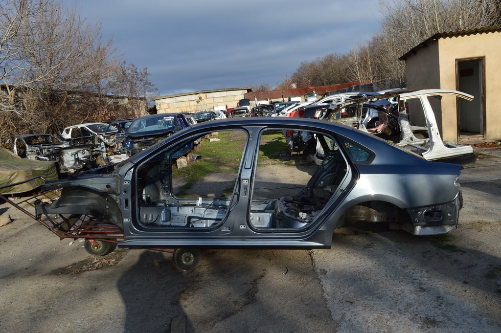 Четверть крыло задняя левая VW Passat b7 USA (05) графит тычка — фото 3
