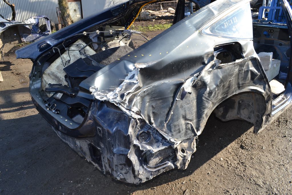 Четверть крыло задняя правая Audi A7 C8 19-25 (01) дефектная