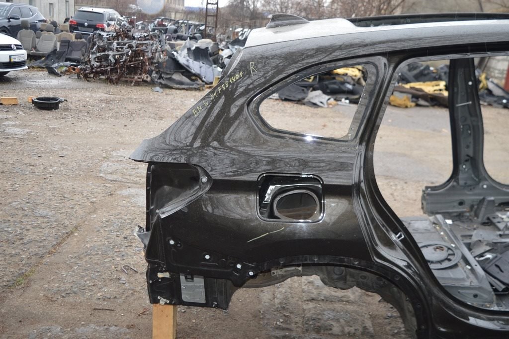 Четверть крыло задняя правая BMW X1 F48 16-22 оливковый C07 (01)