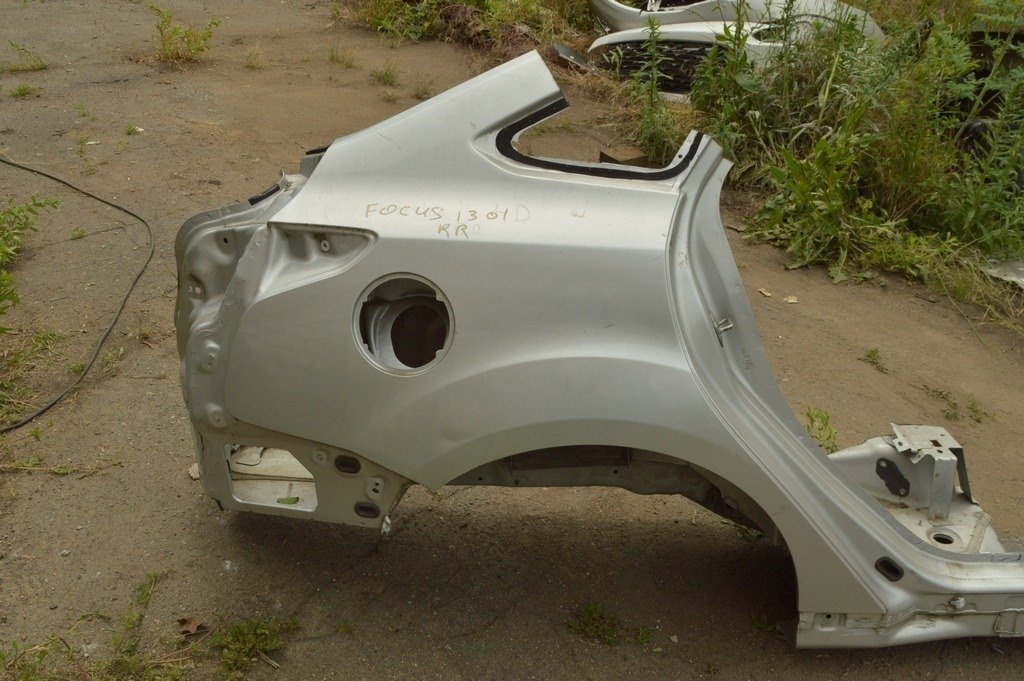 Четверть крыло задняя правая Ford Focus mk3 11-18 4d (01) серебро — фото 2