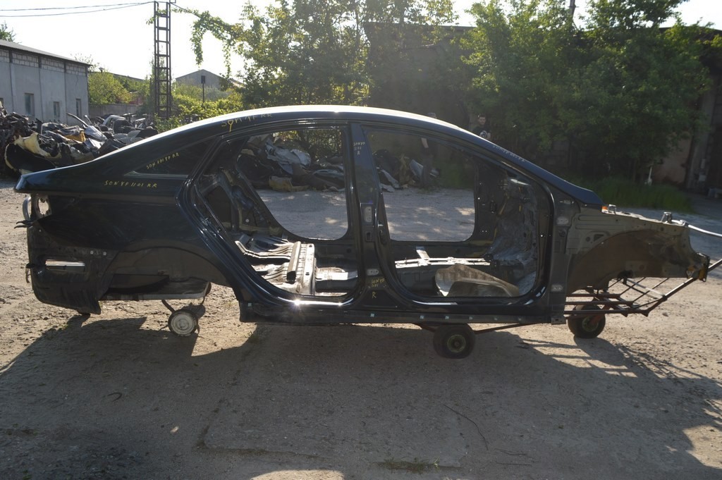 Четверть крыло задняя правая Hyundai Sonata 11-15 (01) на кузове